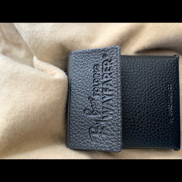 Ray Ban folding waferers - Picture 4 of 4